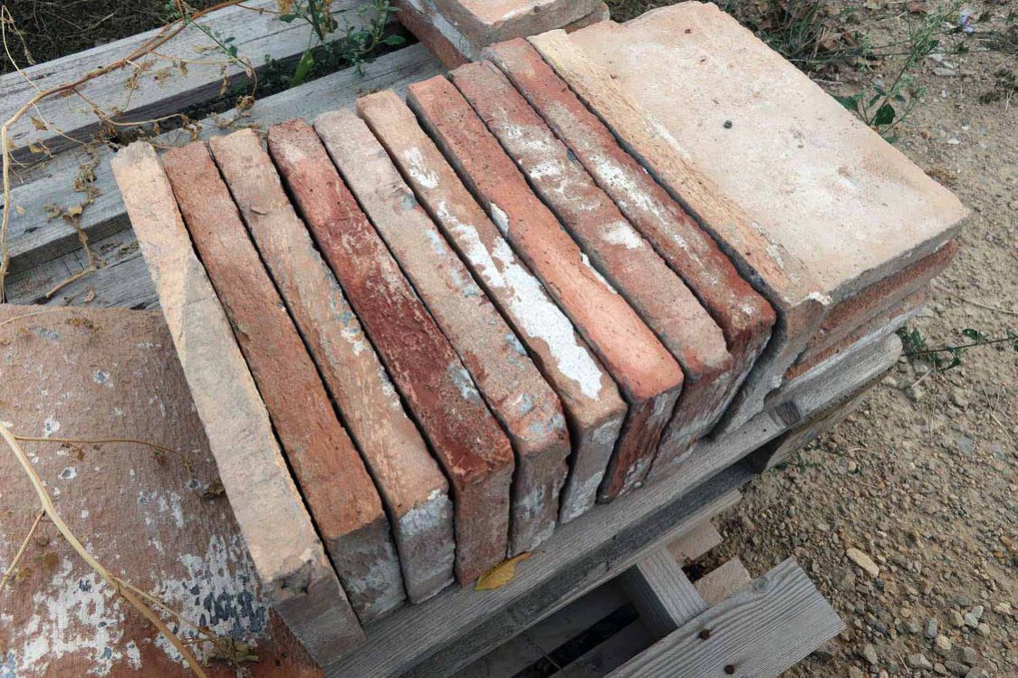 Terres cuites anciennes rectangles - mallon feuillet ancien de Provence