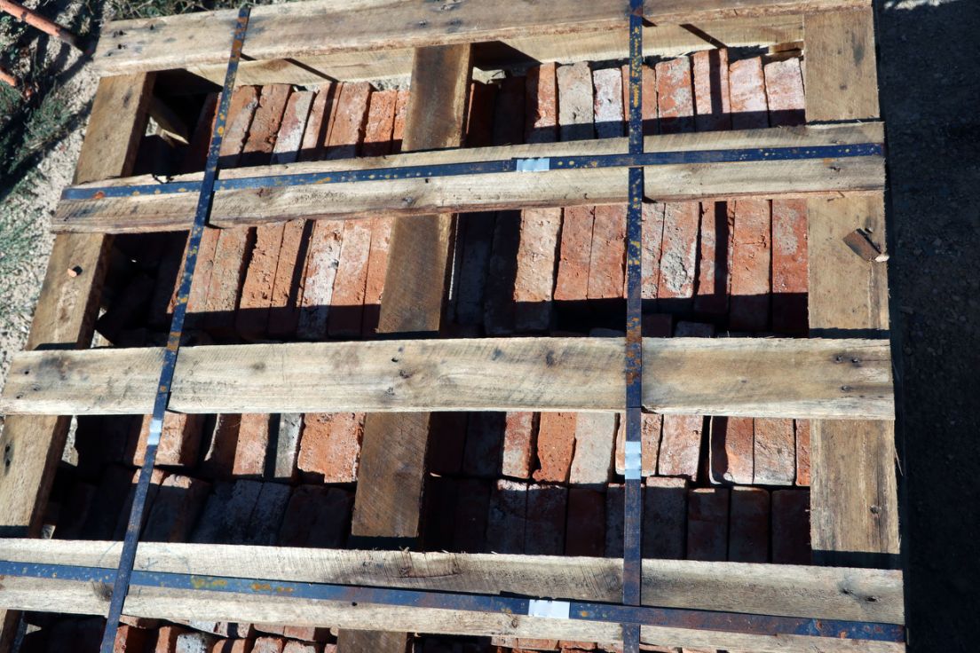 demi brique ancienne = tuilot, mulot