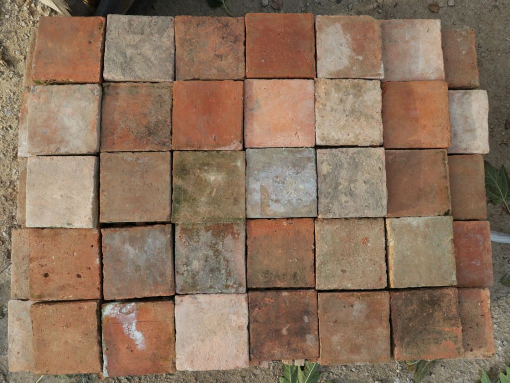 Terres cuites anciennes rectangles - mallon feuillet ancien XVIIIe XIXe
