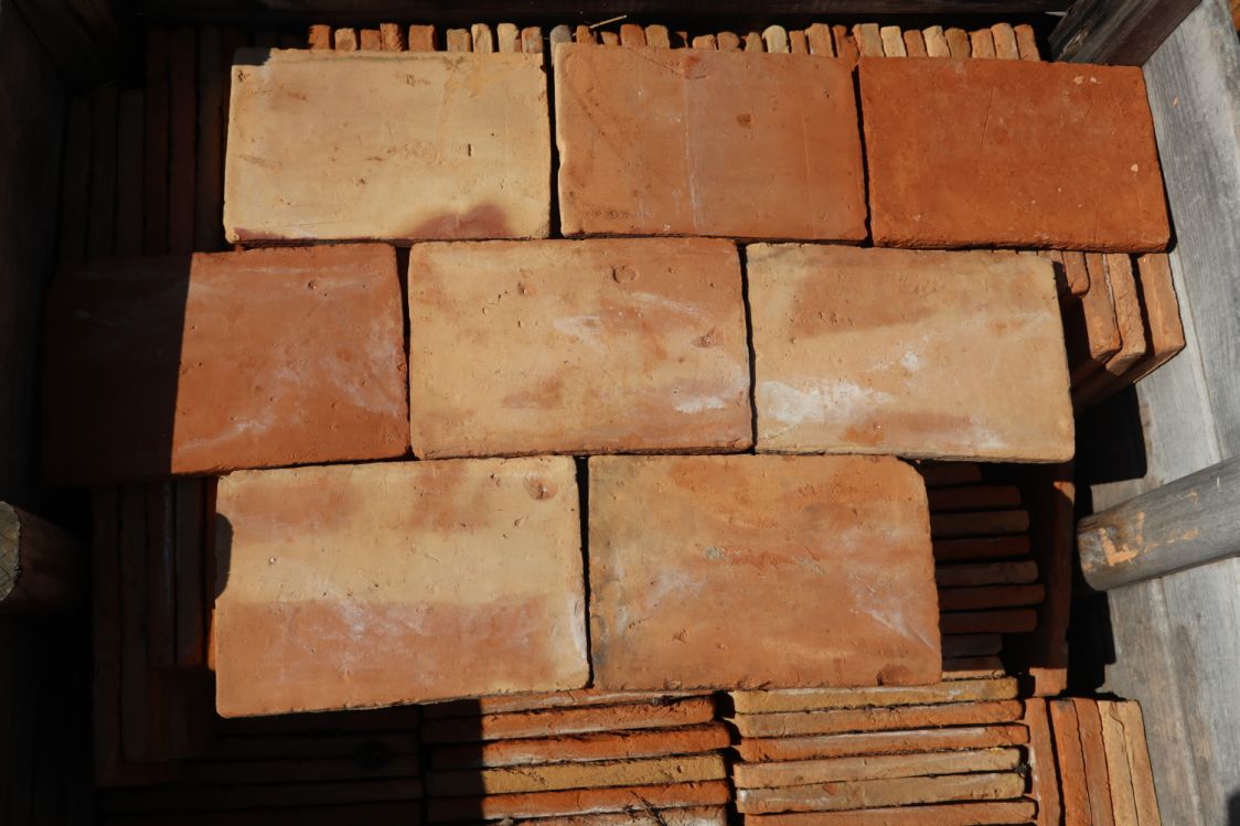 Terre cuite ancienne de Provence panaché orange et rose - rectangle - carrelage rectangulaire XVIIIe XIXe