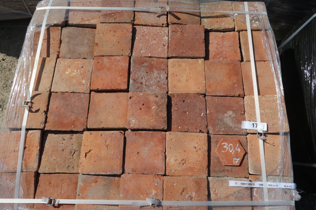 Terre cuite ancienne carrée orange - carrelage de Bourgogne XVIIIE