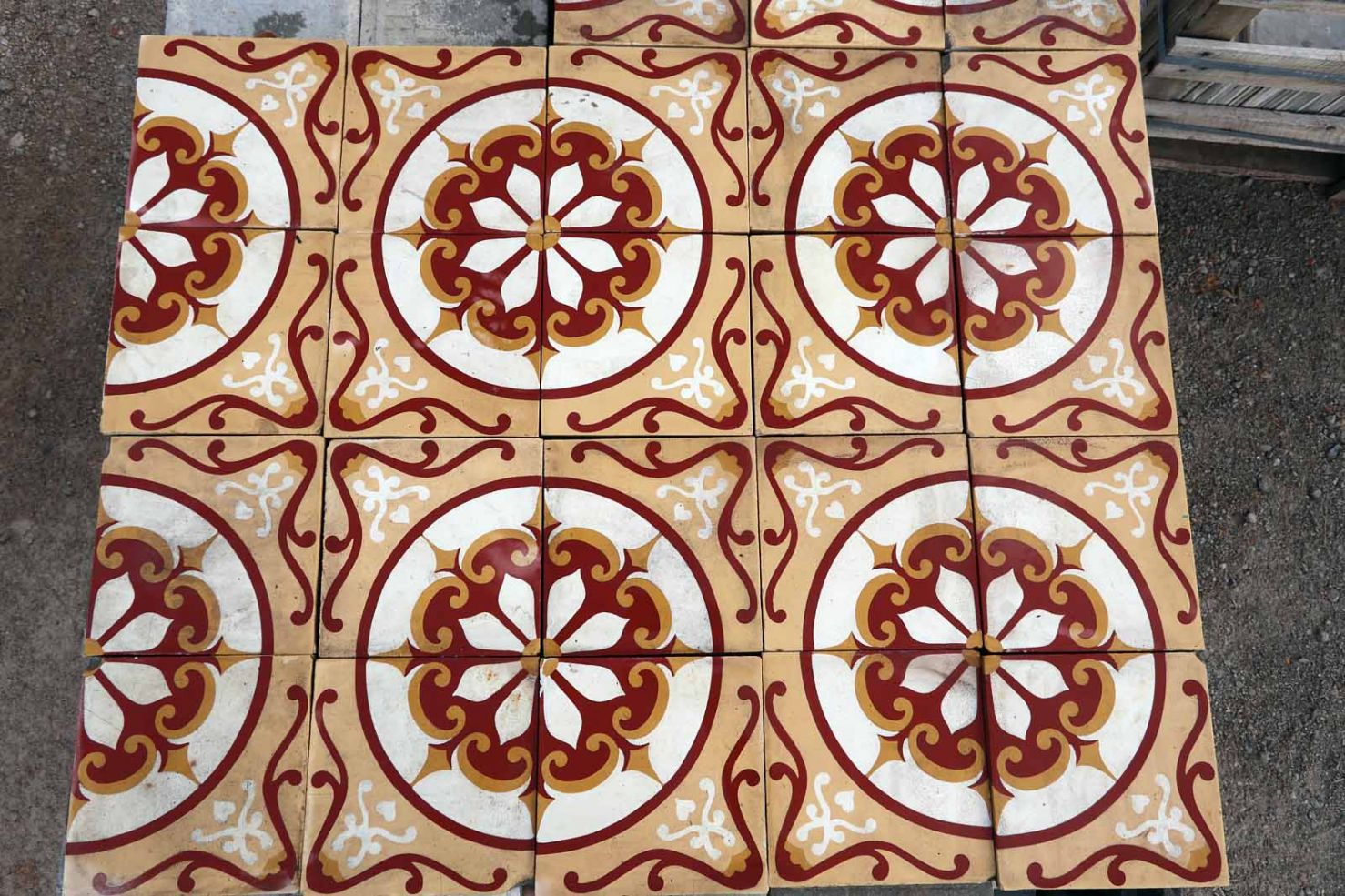 carreaux de ciment anciens - Art Nouveau Nouille - rouge jaune blanc