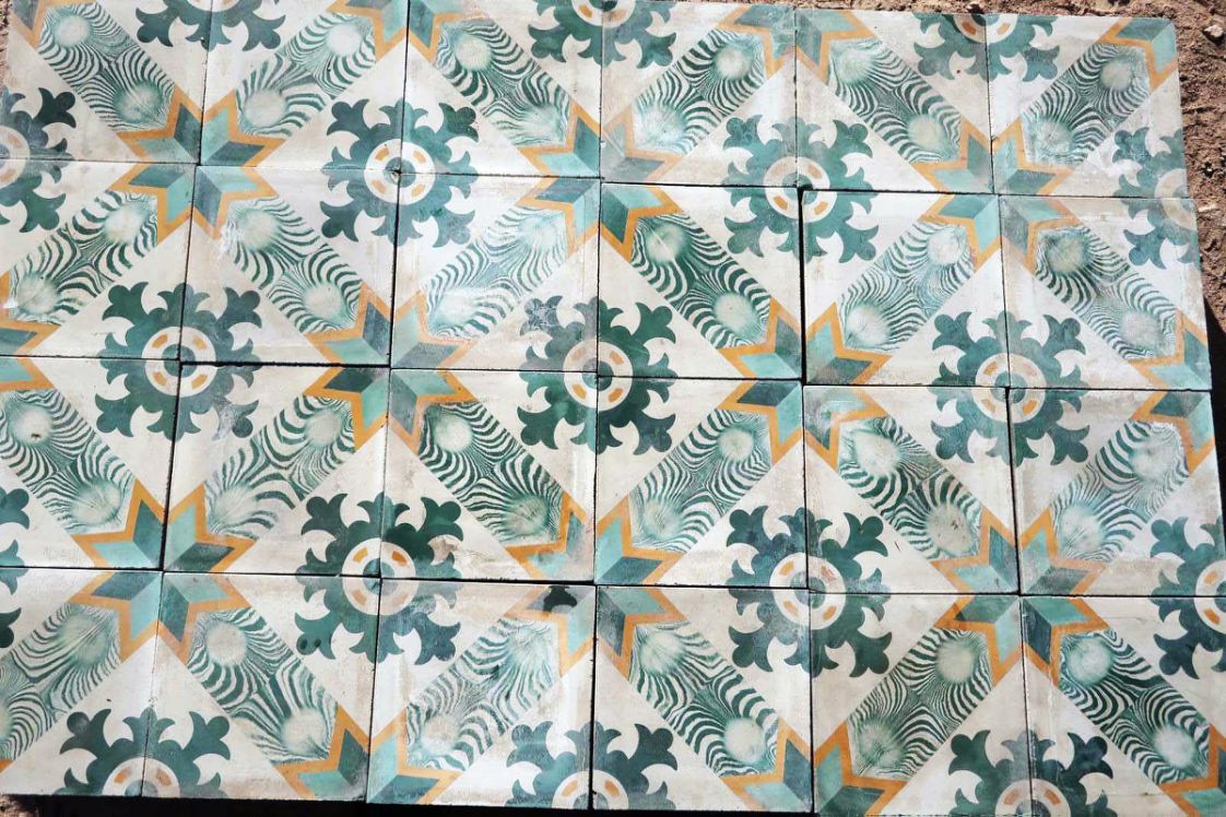 carreaux de ciment anciens - polychromes vert jaune